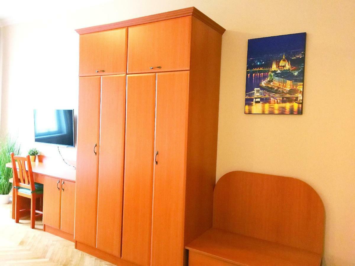 King Apartment Budapest Bagian luar foto